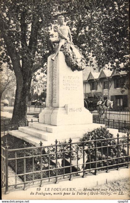 Le Pouliguen CPA Monument aux enfants du Pouliguen morts pour la Patrie (1914 1918)
