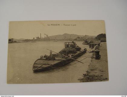 ARDECHE-LE POUZIN-TOUEUR A QUAI