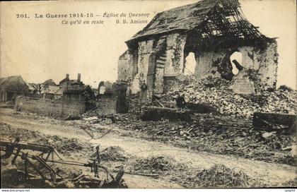 CPA Militaria La Guerre Eglise du Quesnoy
