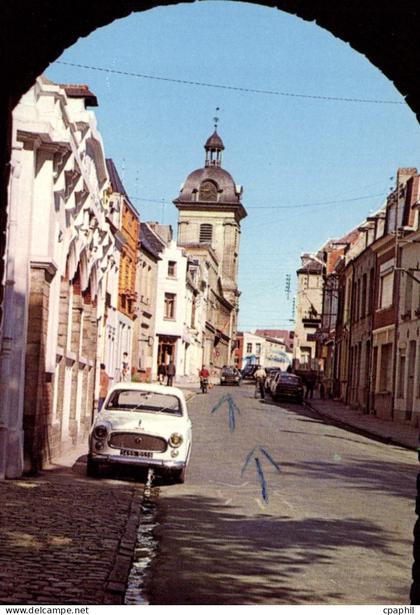 CPSM Le Quesnoy Rue Marechal Joffre
