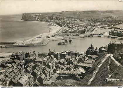 CPM Le Treport Mers Depuis la Falaise du Treport Vue vers Mers