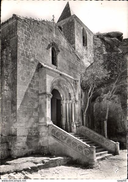 CPM Les Baux de Provence B du R L'Eglise