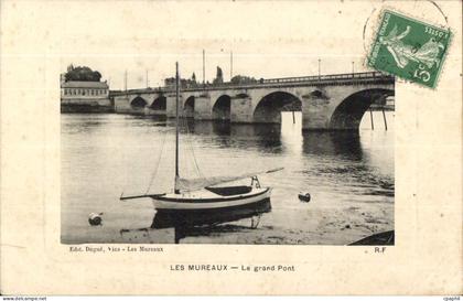 CPA Les Mureaux Le Grand Pont Bateau