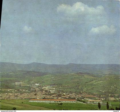 CPM Limoux Vue generale de Limoux au premier plan Les Tilleuls