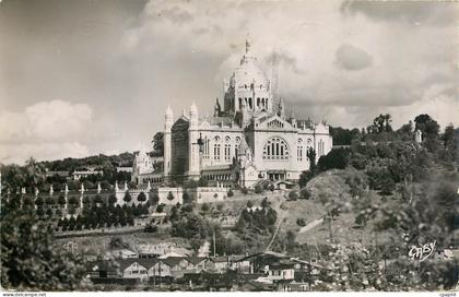 CPM Lisieux Calvados La Basilique