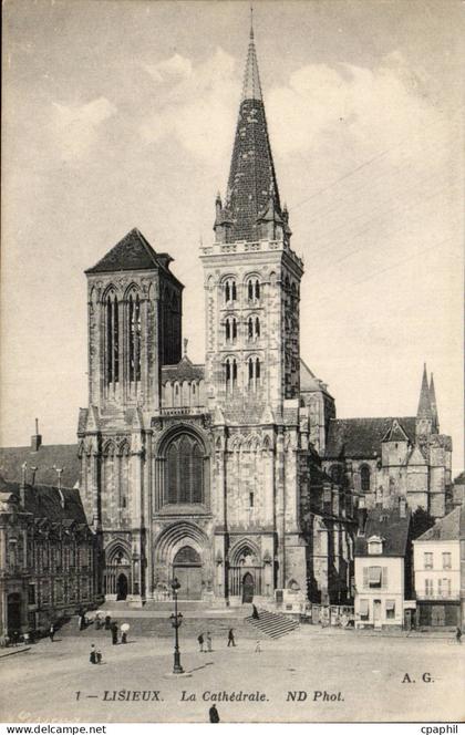 Lisieux - La Cathedrale - CPA