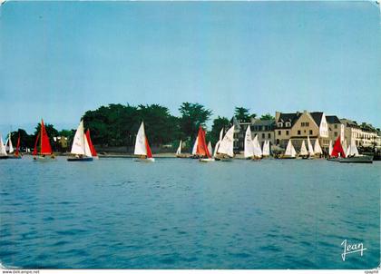 CPM Loctudy Finistere Les Regates au port