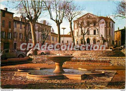 CPSM Provence Pittoresque Lorgues (Var) alt 239 m place d'Entrechaus et le Monument aux Morts