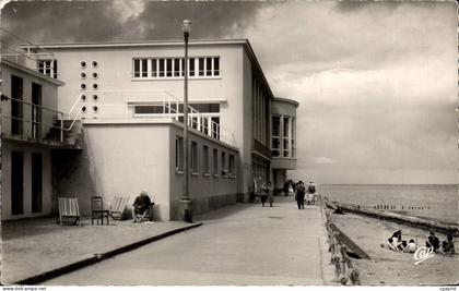 CPSM Luc sur Mer Le casino