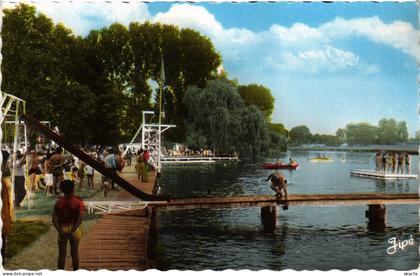 CPA Luche Pringe La Plage aux bords du Loir FRANCE (1451239)