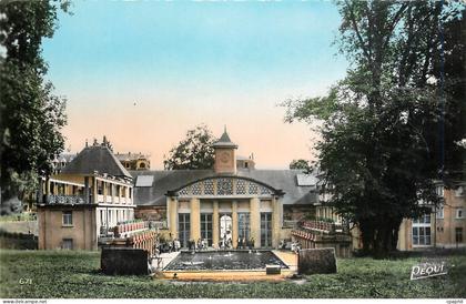 CPM LUXEUIL-LES-BAINS-LA Piscine