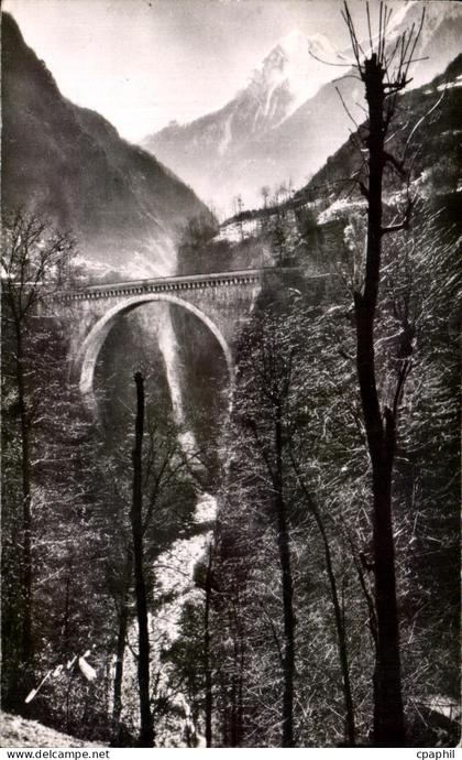 CPA Luz Saint Sauveur Le Pont Napoleon