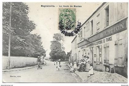 MAGNANVILLE - La route de Mantes