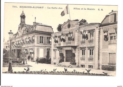 MAISONS-ALFORT - La salle des fêtes et la mairie