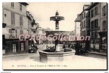CPA Mantes Place et Fontaine de l'Hotel de Ville