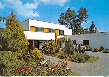 MAREUIL-sur-LAY - Etablissement