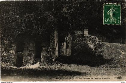 CPA Marly le Roi Ruines de Chateau (1449556)
