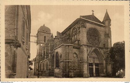 CPA Marmande L'eglise Notre Dame