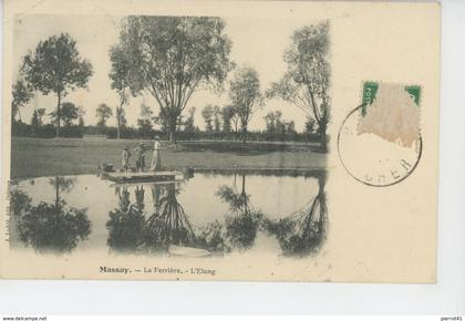 MASSAY - La Ferrière - L'Etang (pêcheurs )