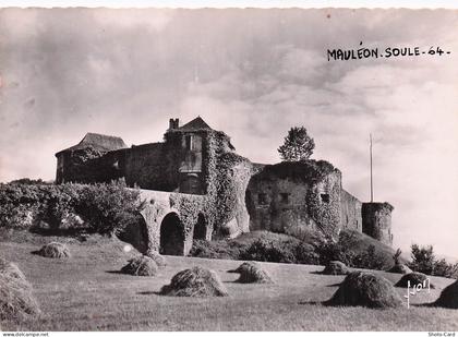64 MAULEON LICHARRE LE CHATEAU FORT