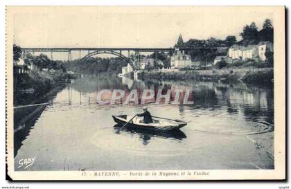 CPA Mayenne Bords de la Mayenne et le Viaduc