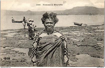 976 MAYOTTE - type de femme de mayotte