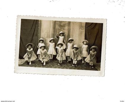 MEAUX ENFANTS DEGUISES  CARTE PHOTO