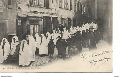MENDE Procession des Pénitents Blancs