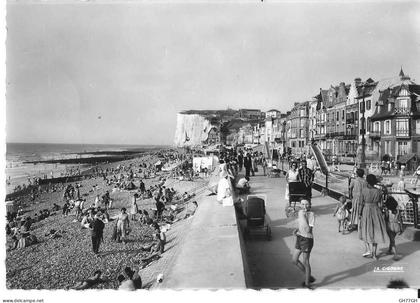 CPA MERS-LES-BAINS -circulée 1962