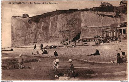 CPA  Carte Postale France  Mesnil-Val Le Casino et les Falaises    VM106835