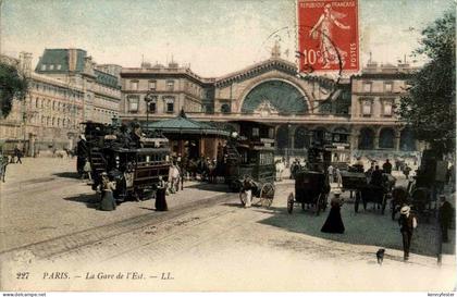 Paris - Gare de l Est - Tramway