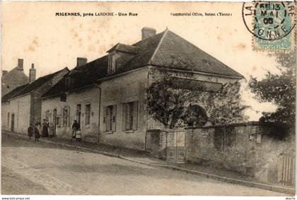 CPA Migennes une rue (1478780)