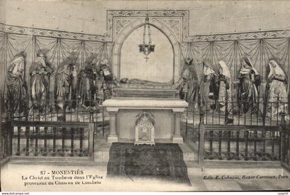 CPA Monesties Le Chateau Au Tombeau Dans l'Eglise Provenant Du Chateau De Combela