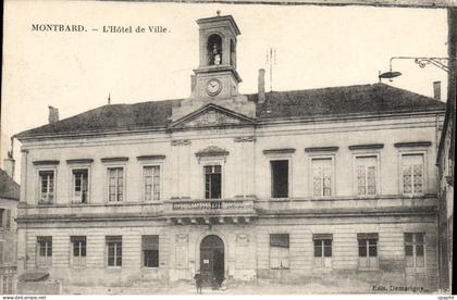 CPA Montbard L'Hotel De Ville