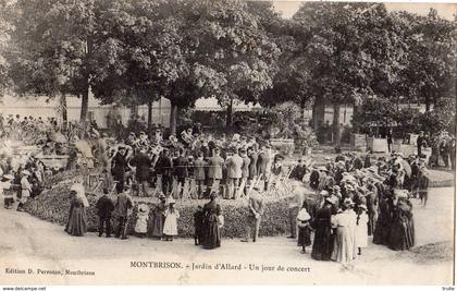 MONTBRISON JARDIN D'ALLARD UN JOUR DE CONCERT