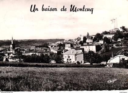 MONTCUQ -46- UN BAISER DE MONTCUQ