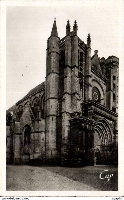 Montereau - L Eglise - CPA