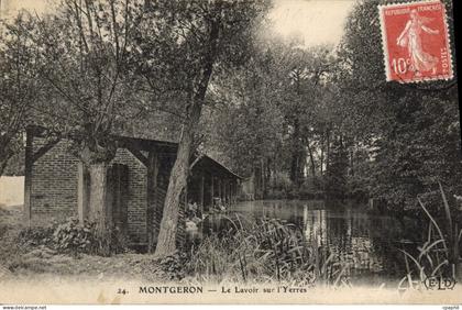 CPA Montgeron Le Lavoir Sur I'Yerres