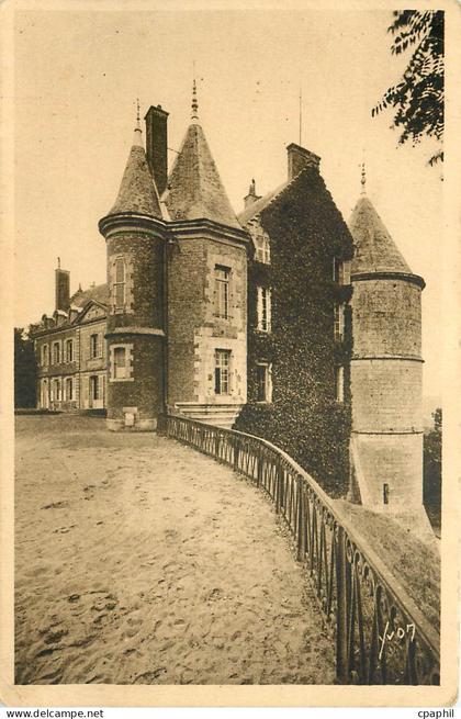 CPA Chateau de Montmirail Sarthe Facade Ouest