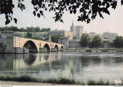 84 MORIERES LES AVIGNON LA CITE PAPALE