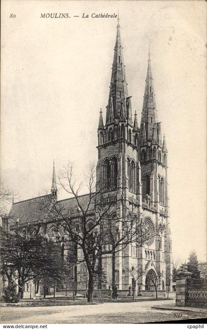 CPA Moulins La Cathedrale