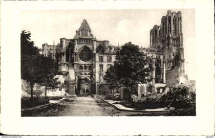 Moulins CPA Cathedrale