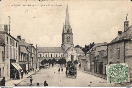 Mourmelon le Grand Eglise et Place d Armes