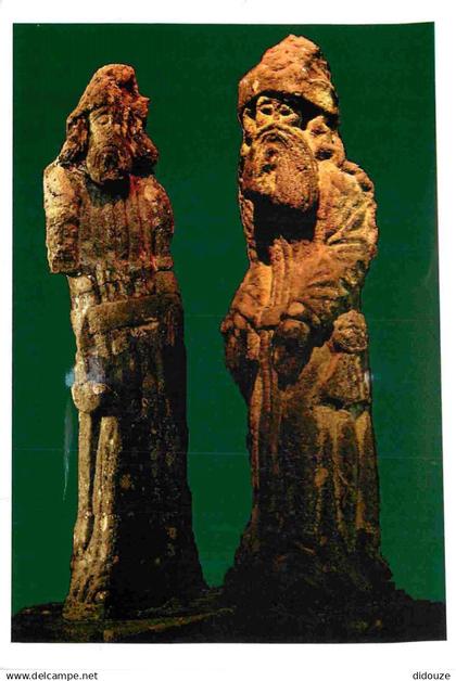 23 - Moutier d'Ahun - intérieur de l'Abbaye - Statue de St Nicodème et de Joseph d'Arimathie - Art Religieux - CPM - Voi