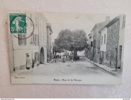 nans les pins , rue de la mecque