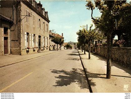 Nantiat - la mairie, les écoles