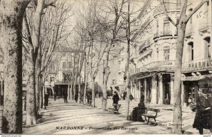 CPA Narbonne Promenade des barques