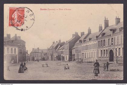 FRANCE, Postcard, Nesle, Place d'Armes