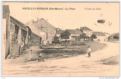 CARTE POSTALE ANCIENNE DE NEUILLY L´EVEQUE  -  LA PLACE