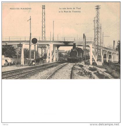 Carte Postale Ancienne de NEUVES MAISONS